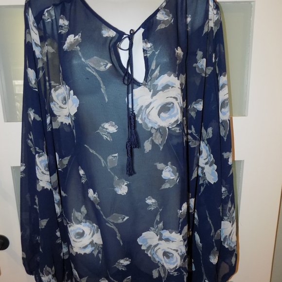 Lane Bryant Navy Sheer Floral Tunic Blouse Feminine Cottage Romantic Size 26/28 - Picture 2 of 3